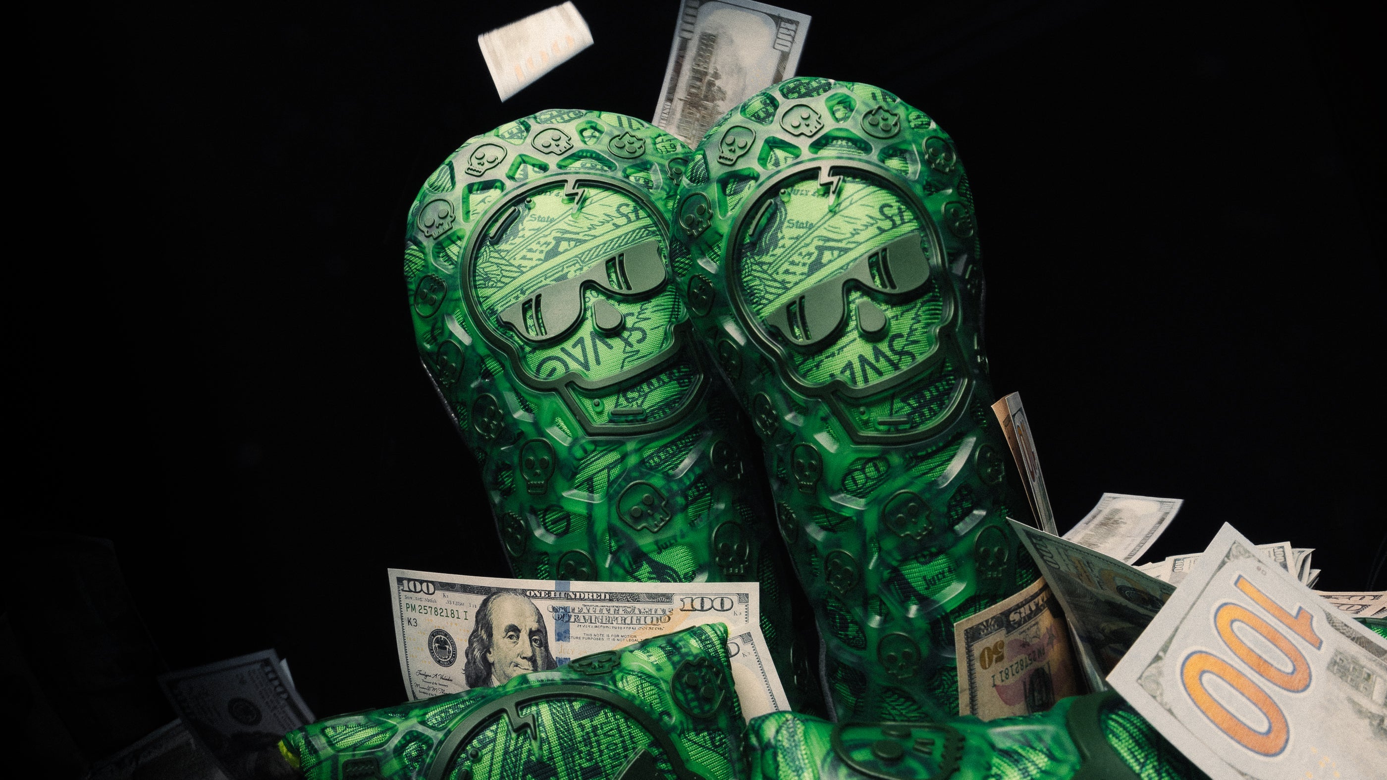 TPU golf headcovers by 澳洲幸运5官方开奖信誉老平台 Swag Golf Co. Featuring an innovative thermoplastic polyurethane.