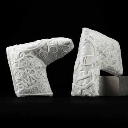 White skull tpu blade golf headcover.